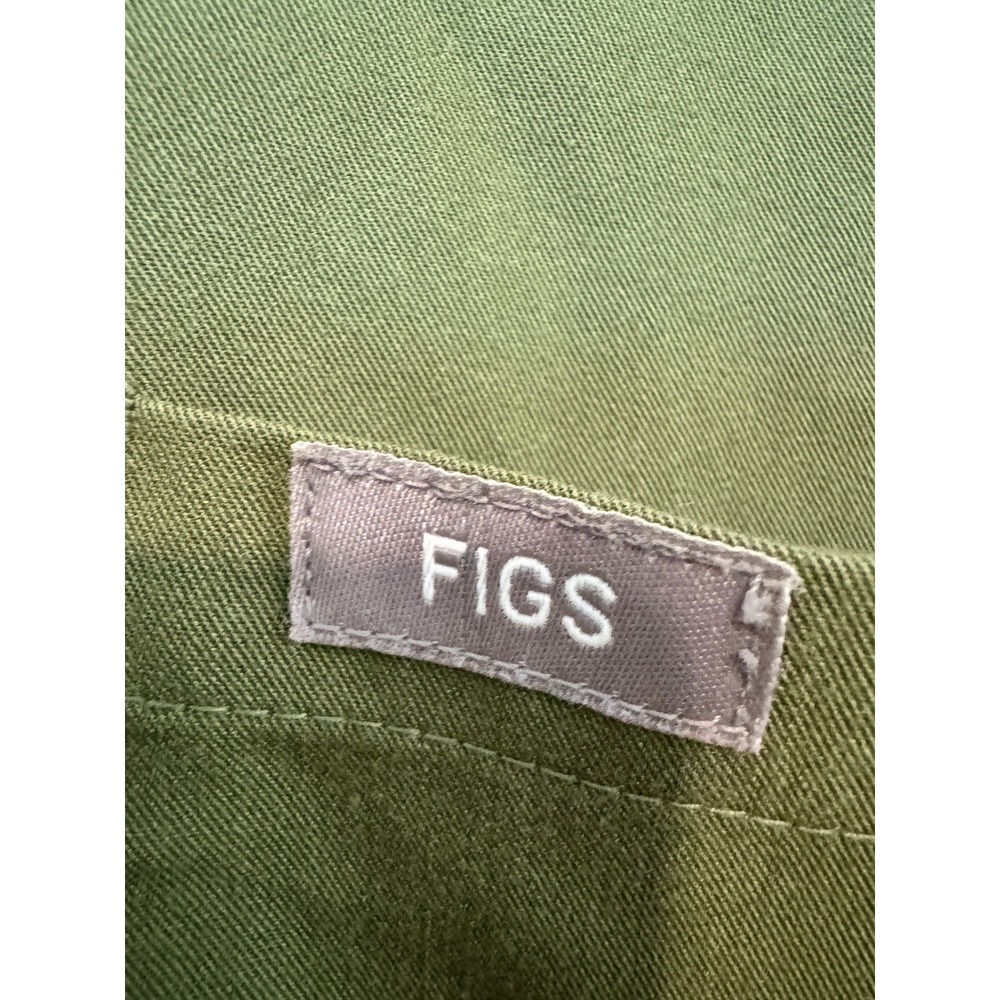 FIGS Technical Collection Mens V-Neck Scrub Top Olive Green Size M
